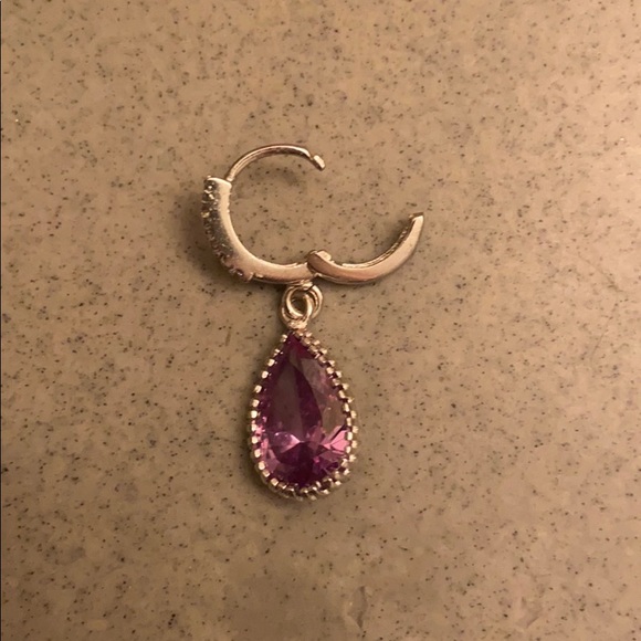 (CLOSET CLOSING FINAL SALE) Purple gemstone teardrop crystal cute earrings - Picture 6 of 6